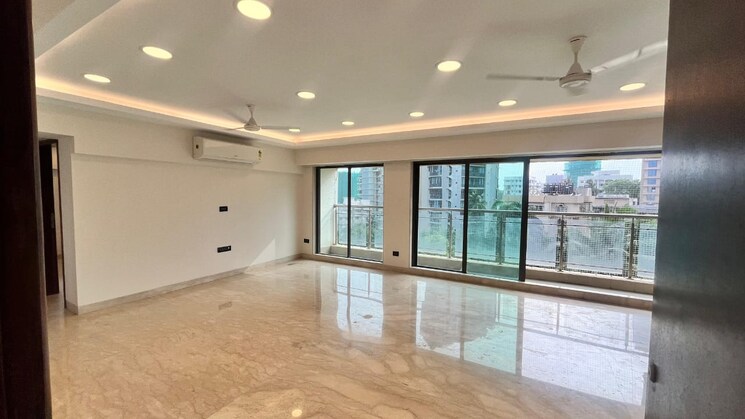 Room, santacruz west 2 Bedroom 710 Sq.Ft. Builder Floor In Santacruz West Mumbai 8924659
