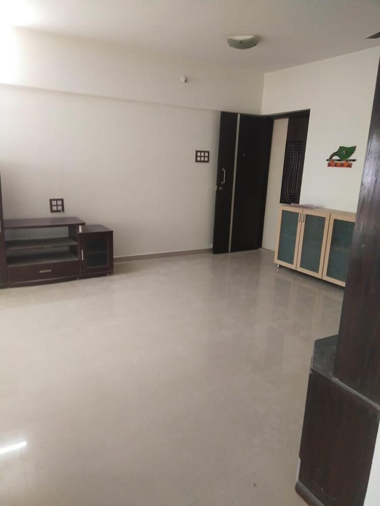 Room, santacruz west 2 Bedroom 710 Sq.Ft. Builder Floor In Santacruz West Mumbai 8924659