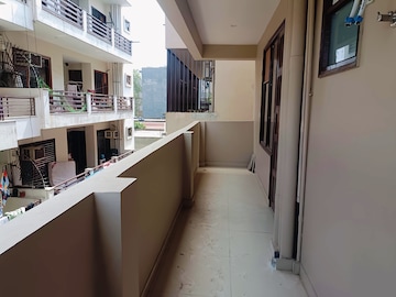 Balcony in 3 BHK Builder Floor at RWA Residential Society Sector 46, Sector 46 – for Rent