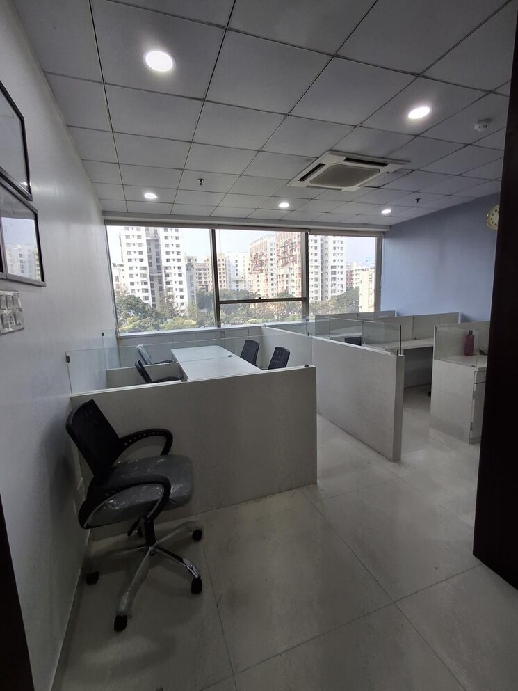 Team Area, new town Commercial Office Space 500 Sq.Ft. In New Town Kolkata 8924717