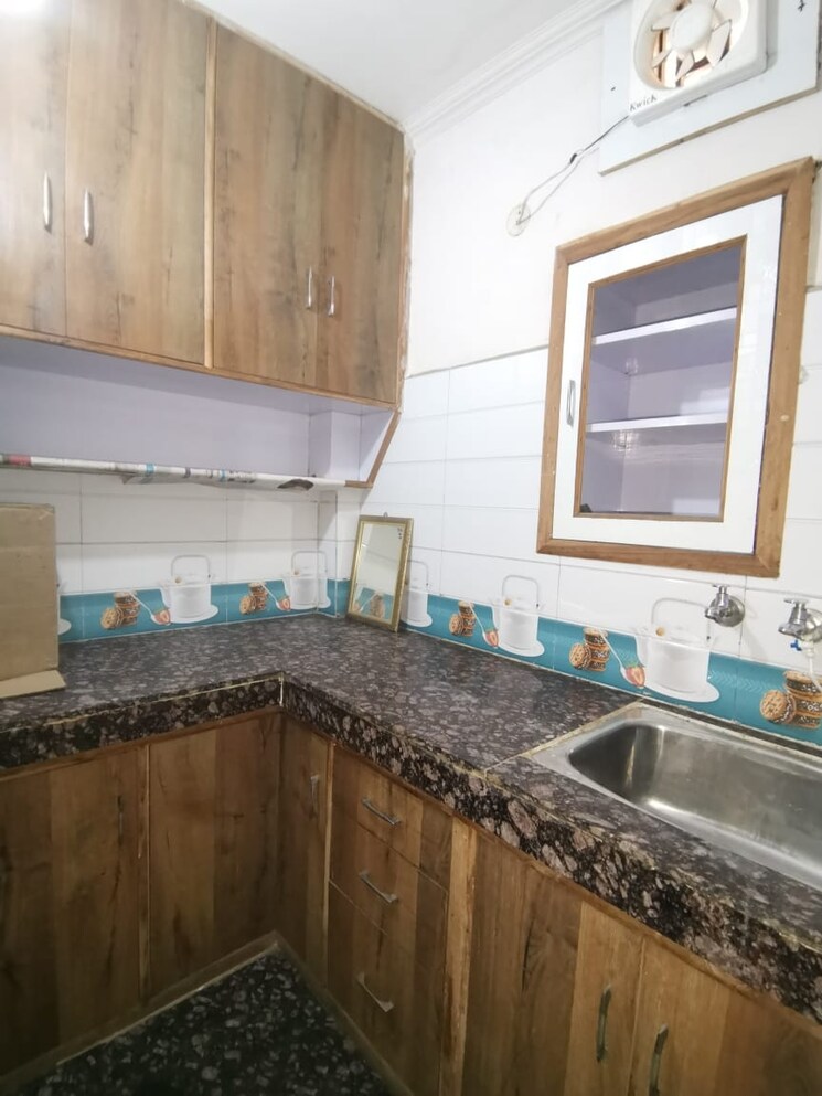 Kitchen, hari nagar ashram 1 Bedroom 50 Sq.Yd. Builder Floor In Hari Nagar Ashram Delhi 8924744