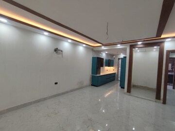 Room in 3 BHK Builder Floor at Sector 21d Indira Enclave – for Sale