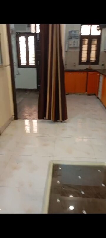 Room in 2 BHK Builder Floor at Lucky The Palm Valley, Sector 1 Greater Noida – for Rent