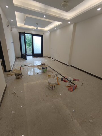 3 BHK Builder Floor For Rent in Shivalik Colony