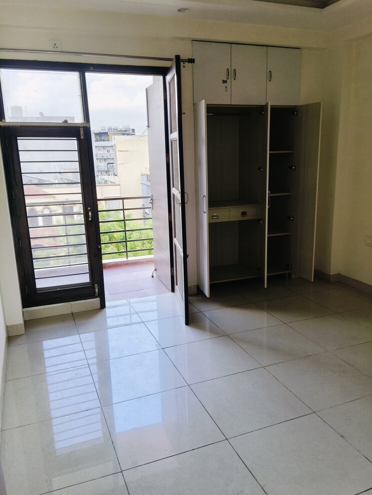 Room, housing-board-colony-sector-51 2 Bedroom 1400 Sq.Ft. Builder Floor In Sector 51 Gurgaon 8924772