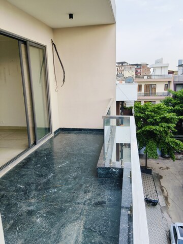 Balcony in 2 BHK Builder Floor at Housing Board Colony Sector 51, Sector 51 – for Rent