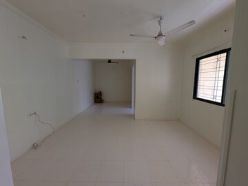 Room in 2 BHK Apartment at Mihir Classic, Baner – for Rent