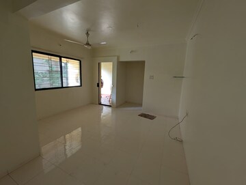 Room in 2 BHK Apartment at Mihir Classic, Baner – for Rent