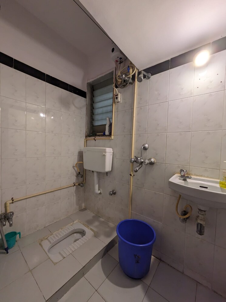 Bathroom, hdil-dheeraj-vishwas 1 Bedroom 450 Sq.Ft. Apartment In Jogeshwari East Mumbai 8924786