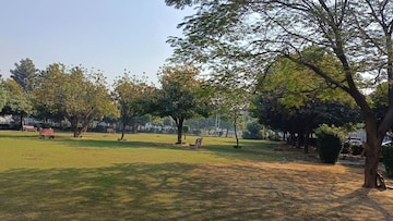 3.5 BHK Apartment – Garden View at Wave Prime Floors, Wave City - for Rent