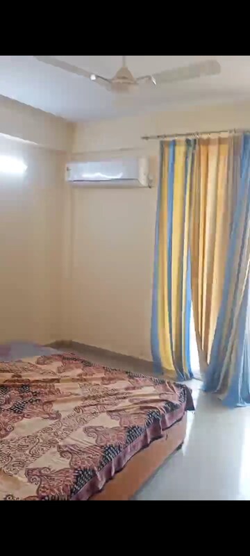 Bedroom in 3 BHK Apartment at Sidhartha Estella, Sector 103 – for Rent