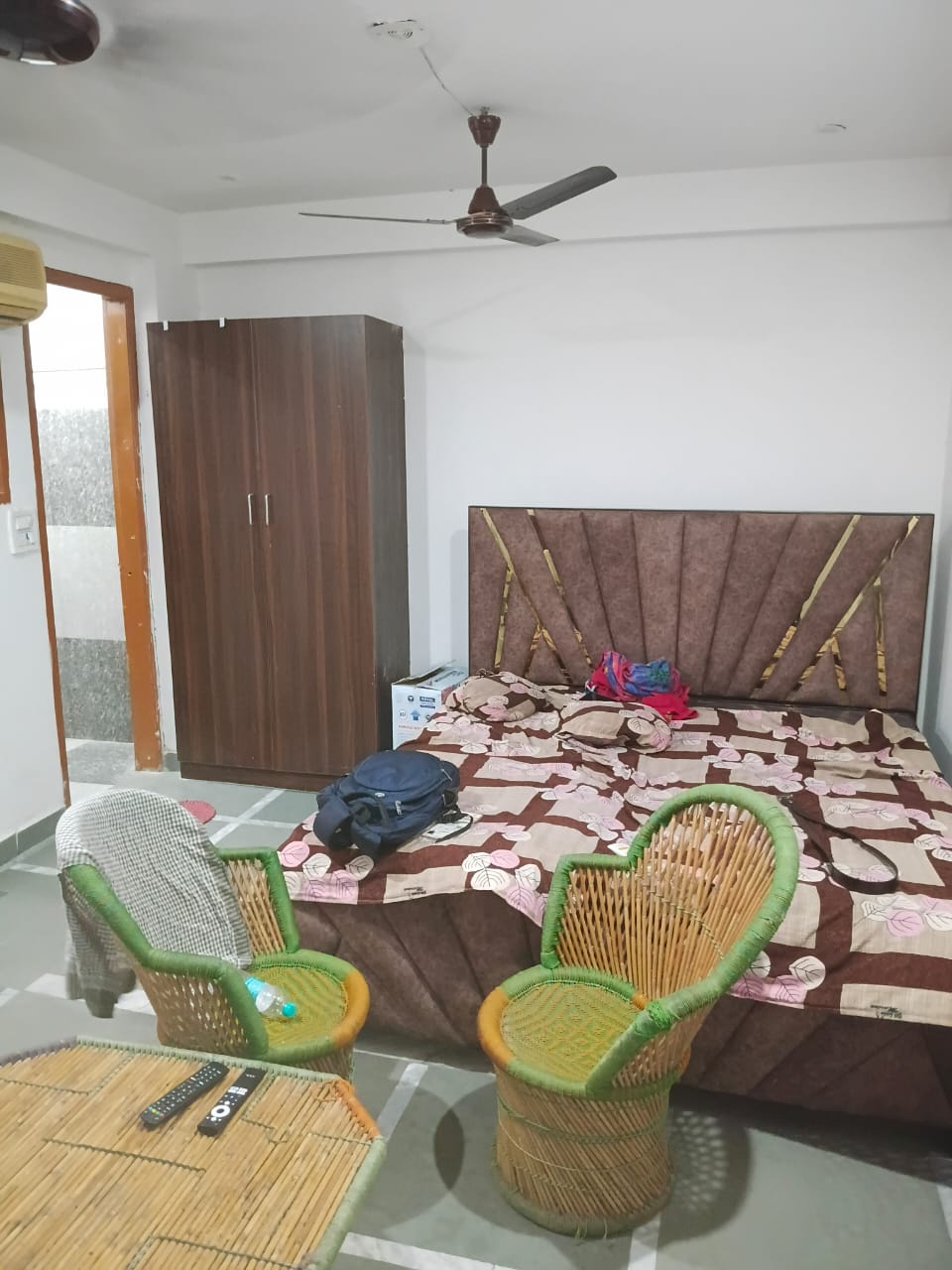1 BHK Builder Floor For Rent in RWA Residential Society