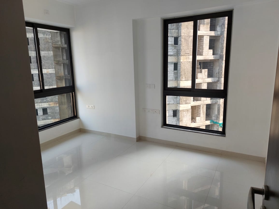 2 BHK Apartment For Rent in Sunteck Avenue 2