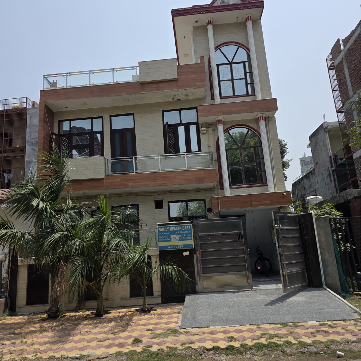 6+ BHK + Extra Room Independent House For Sale in Sector p3