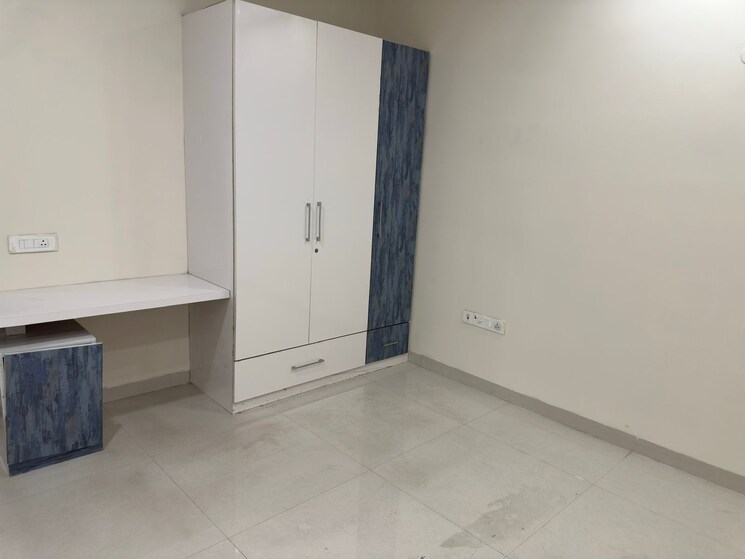 Room, pioneer-park-phase-1 2.5 Bedroom 1380 Sq.Ft. Apartment In Sector 61 Gurgaon 8924818