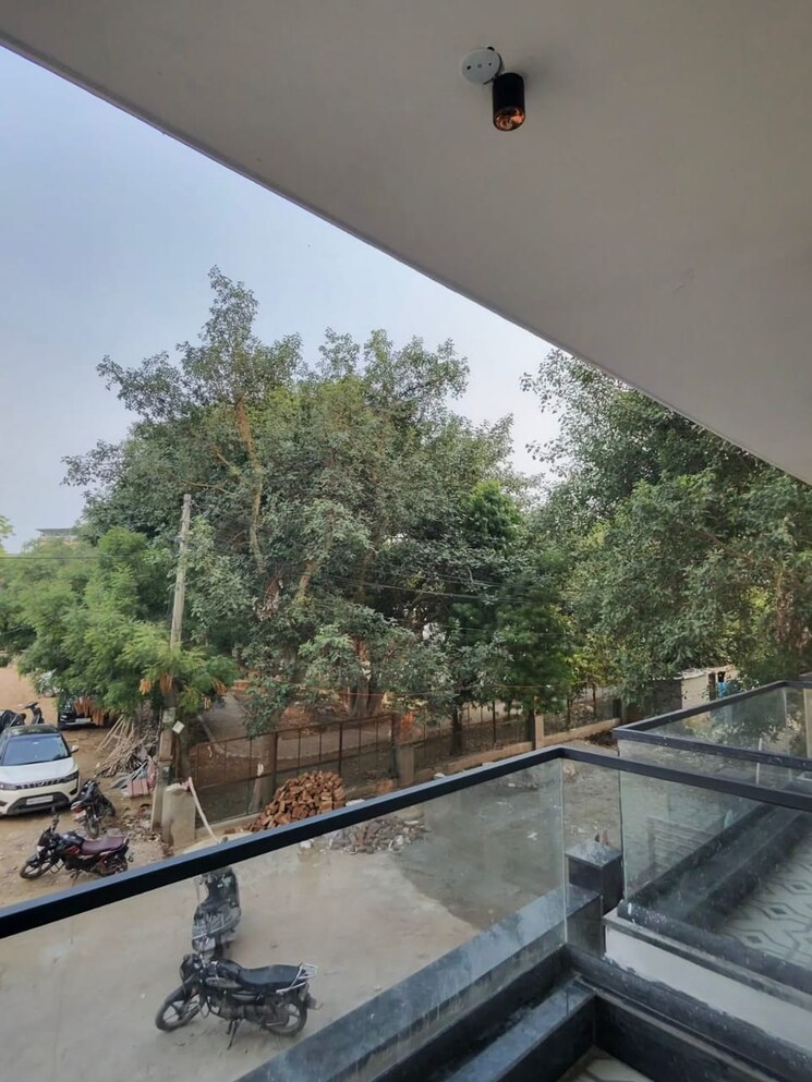 Balcony, sector 39 1 RK 450 Sq.Ft. Builder Floor In Sector 39 Gurgaon 8924820