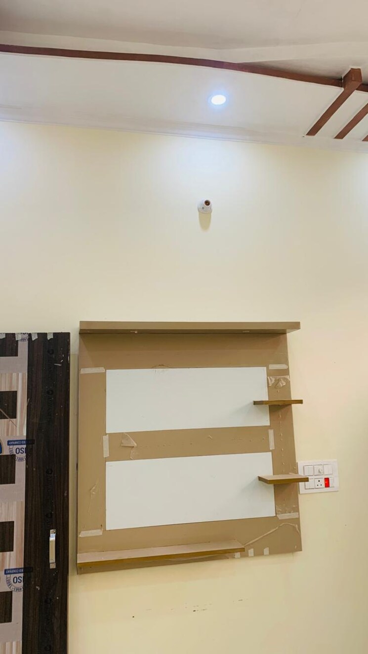 undefined, patiala road 1 Bedroom 70 Sq.Yd. Independent House In Patiala Road Zirakpur 8924835