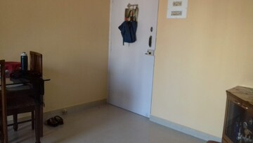 Room in 1 BHK Apartment at Shiv Shakti CHS Malad West, Malad West – for Rent