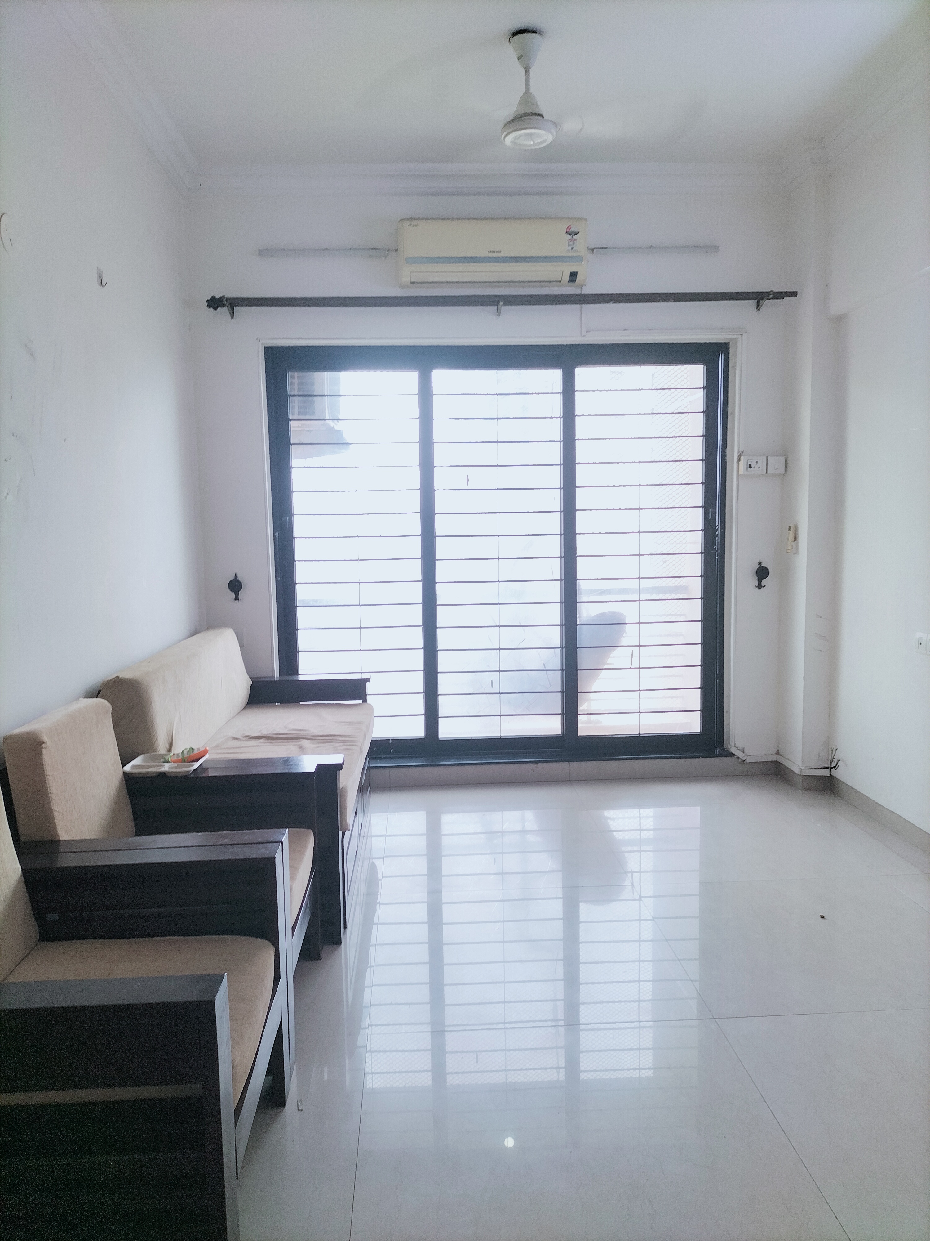 1 BHK + Extra Room Apartment For Rent in Raheja Heights Phase 2