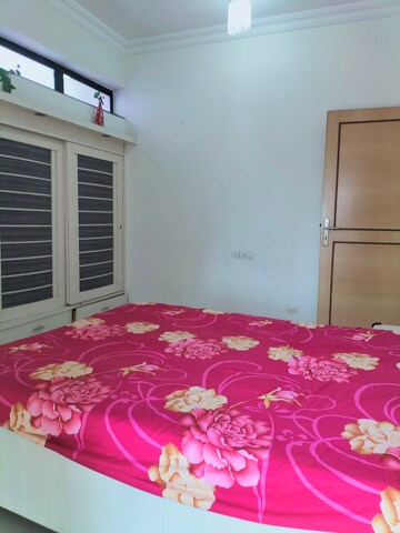 Bedroom in 1 BHK Apartment at Raheja Heights Phase 2, Goregaon East – for Rent