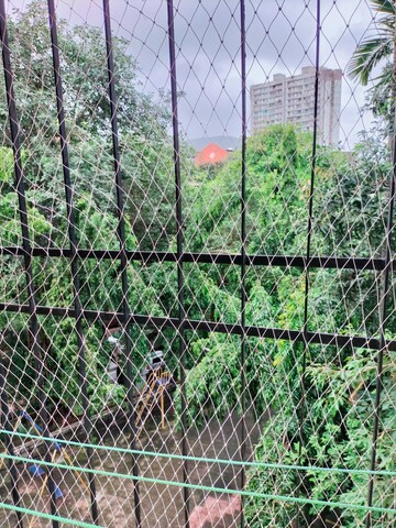 Master Bedroom in 1 BHK Apartment at Dheeraj Valley, Goregaon East – for Rent