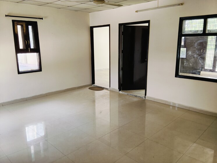 Room, rwa-residential-society-sector-46 2 Bedroom 1350 Sq.Ft. Independent House In Sector 46 Gurgaon 8924896