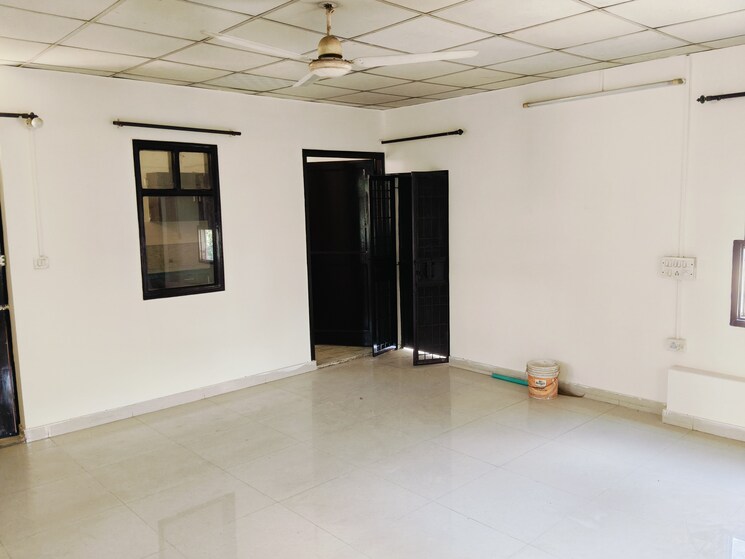 Room, rwa-residential-society-sector-46 2 Bedroom 1350 Sq.Ft. Independent House In Sector 46 Gurgaon 8924896