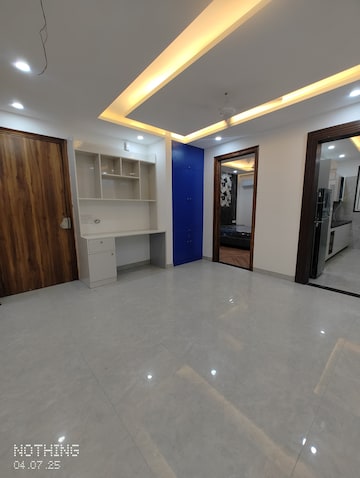 Room in 3 BHK Builder Floor at Sector 45 – for Rent