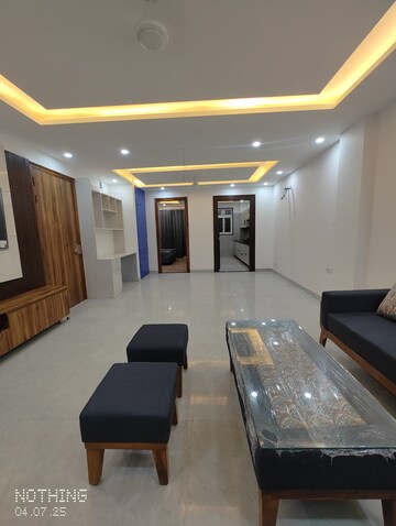 Living Room in 3 BHK Builder Floor at Sector 45 – for Rent