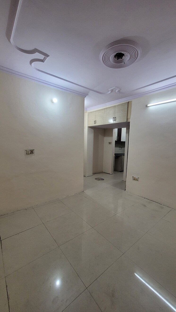 Living Room, dilshad colony 1 Bedroom 450 Sq.Ft. Builder Floor In Dilshad Colony Delhi 8924883