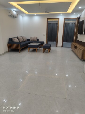 3 BHK Builder Floor For Rent in Sector 45
