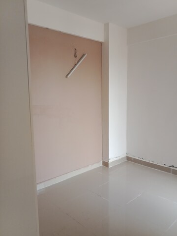 Room in 3 BHK Apartment at ROF Alante, Sector 108 – for Rent