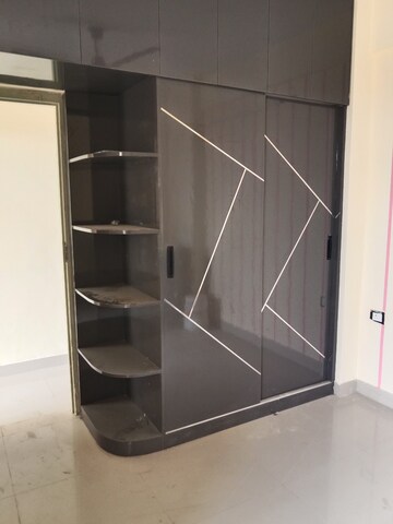 Room in 3 BHK Apartment at ROF Alante, Sector 108 – for Rent
