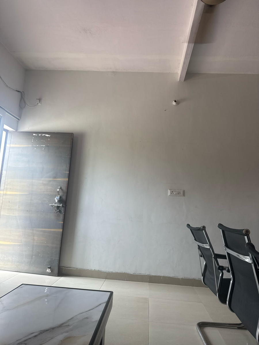 Retail Shop For Sale in Karyan Citywalk