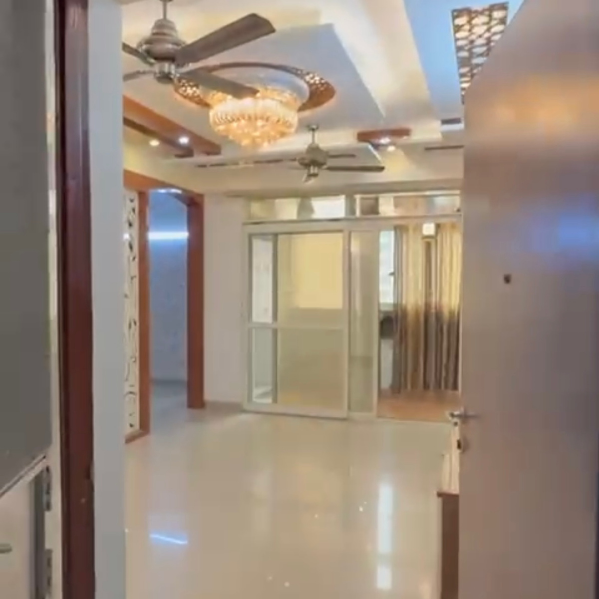 2 BHK + Pooja Room Apartment For Rent in Supertech Ecociti