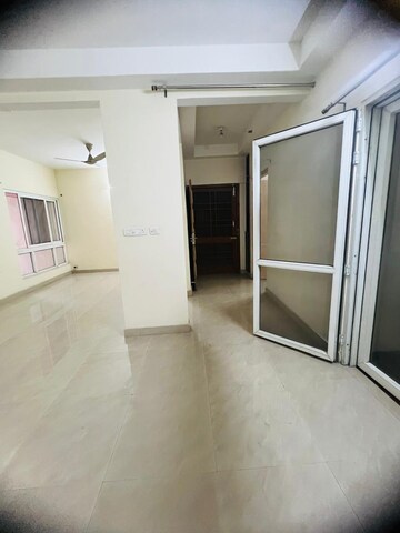 Room in 3 BHK Apartment at UPAVP Ganga Yamuna And Hindon Enclave, Pratap Vihar – for Rent