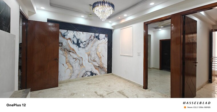 Room, sector 73 2 Bedroom 1000 Sq.Ft. Builder Floor In Sector 73 Noida 8924969