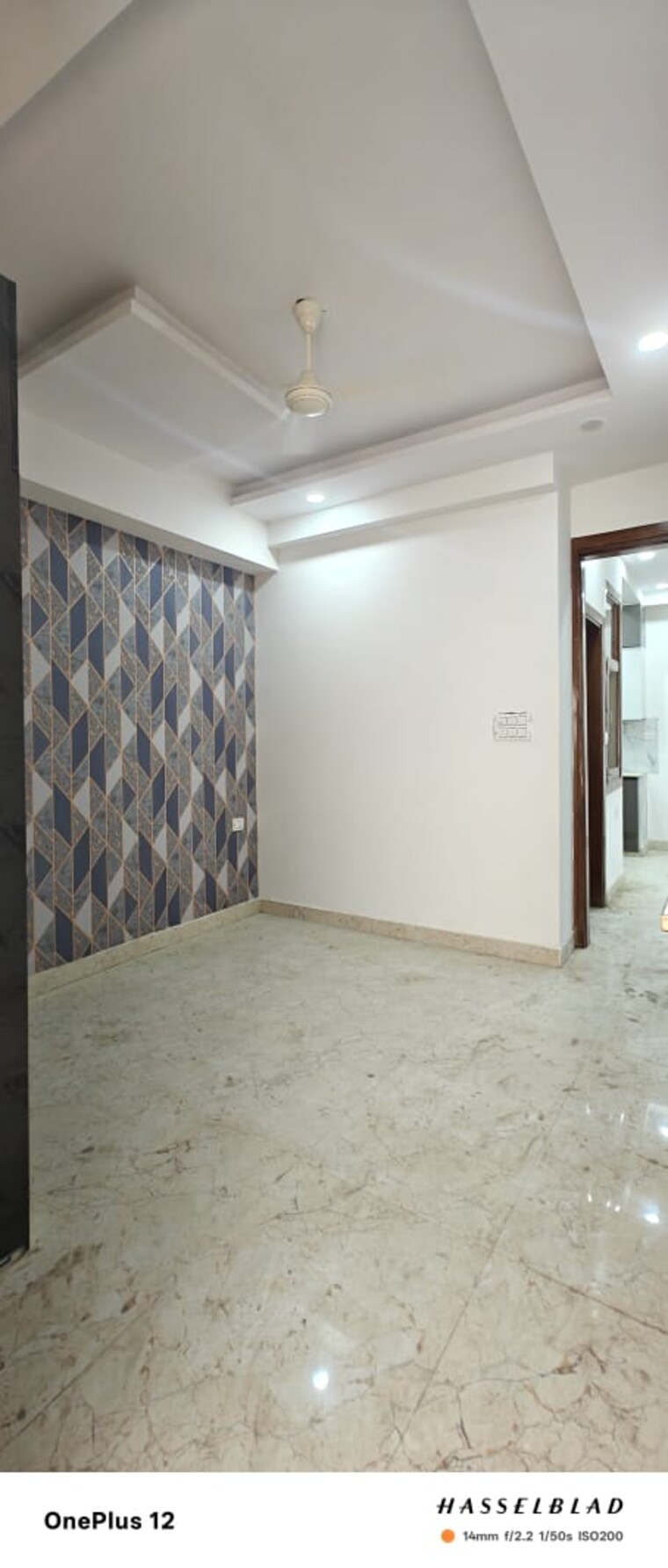 Room, sector 73 2 Bedroom 1000 Sq.Ft. Builder Floor In Sector 73 Noida 8924969