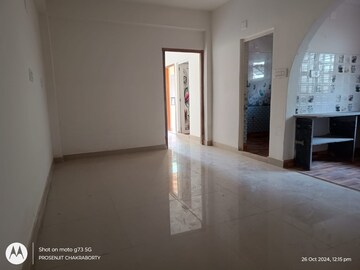 Room in 2 BHK Apartment at Barasat – for Sale