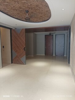 4 BHK + Servant Room Apartment For Sale in Unitech The Close North