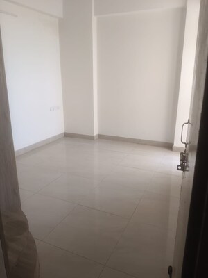 Room in 3 BHK Builder Floor at Ashoka NCR Green Extension, Sector 1 Greater Noida – for Sale