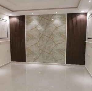 Room in 3 BHK Apartment at Igi Airport Area – for Sale
