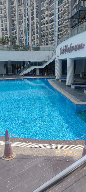 Swimming Pool in 3 BHK Apartment at Amrapali Platinum, Sector 119 – for Sale
