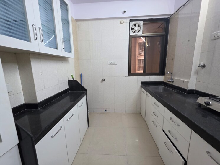 Kitchen, symphony-towers-kandivali-west 2.5 Bedroom 850 Sq.Ft. Apartment In Kandivali West Mumbai 8925087