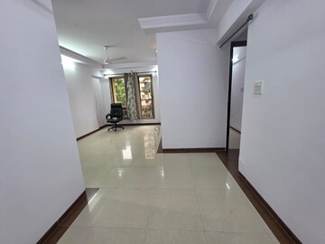 Building Lobby in 2.5 BHK Apartment at Symphony Towers Kandivali West, Kandivali West – for Rent