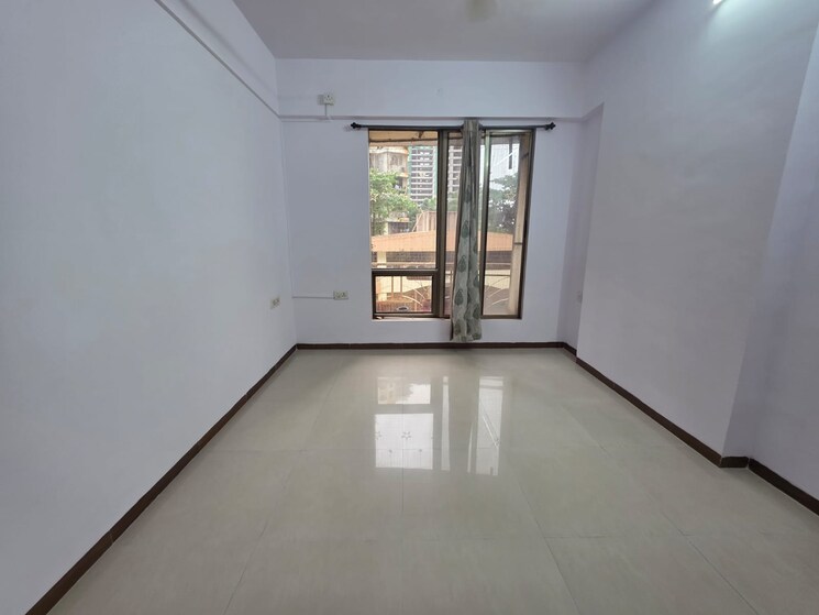 Room, symphony-towers-kandivali-west 2.5 Bedroom 850 Sq.Ft. Apartment In Kandivali West Mumbai 8925087