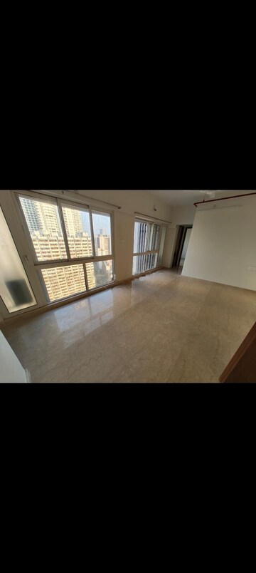 Room in 2 BHK Apartment at Omkar Signet, Malad East – for Rent