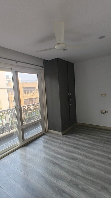 Room in 4 BHK Builder Floor at Greater Kailash ii – for Sale