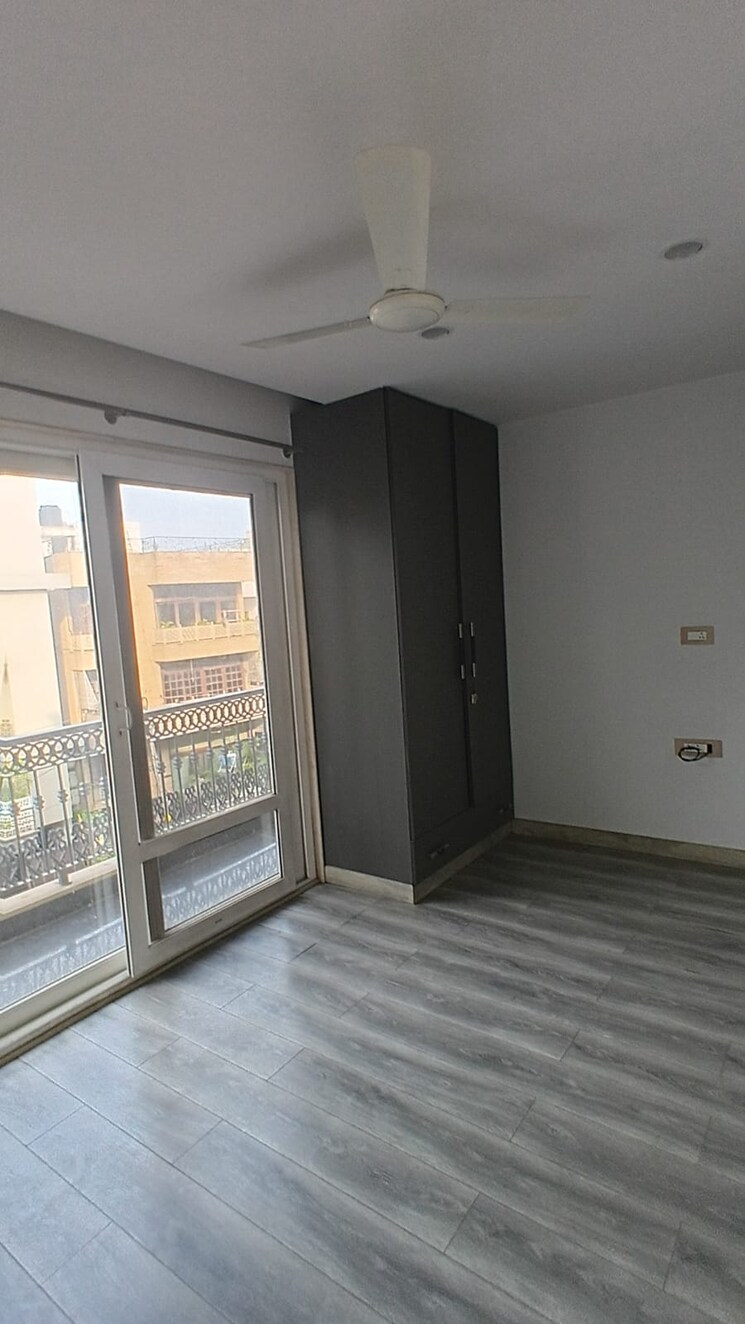 Room, greater kailash ii 4 Bedroom 1800 Sq.Ft. Builder Floor In Greater Kailash ii Delhi 8925088