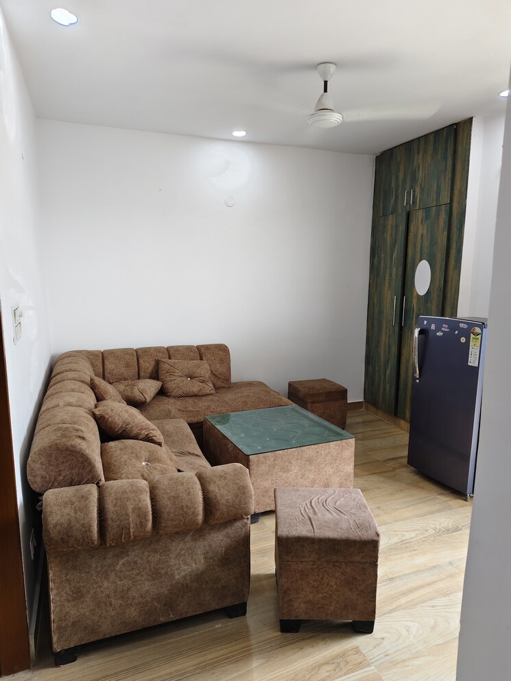Living Room, saket 1 Bedroom 550 Sq.Ft. Builder Floor In Saket Delhi 8925153